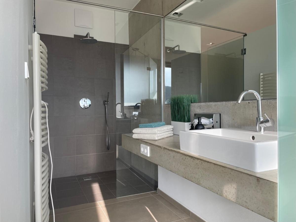 ספיפלד *Brandnew* Modernes Apartment In Den Weinbergen Mit Pool Und Sauna מראה חיצוני תמונה