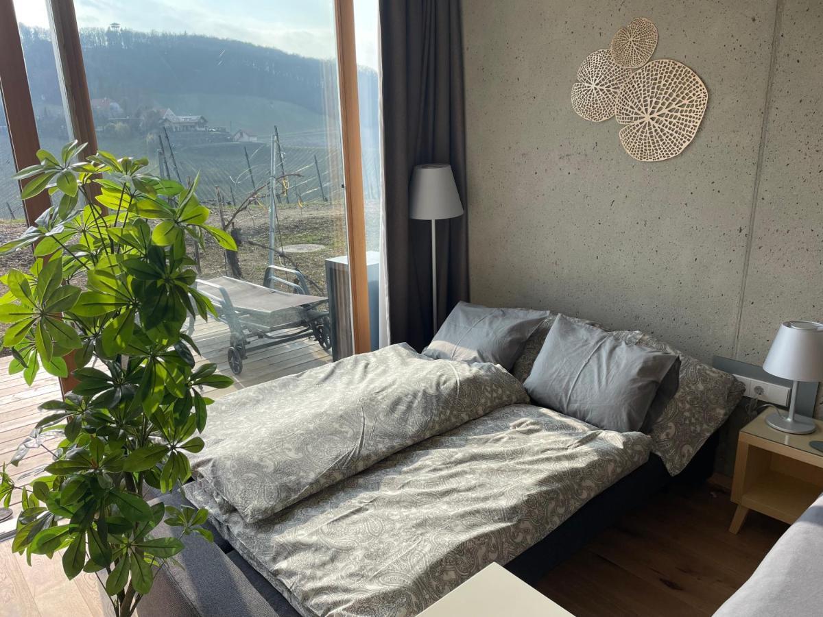 ספיפלד *Brandnew* Modernes Apartment In Den Weinbergen Mit Pool Und Sauna מראה חיצוני תמונה
